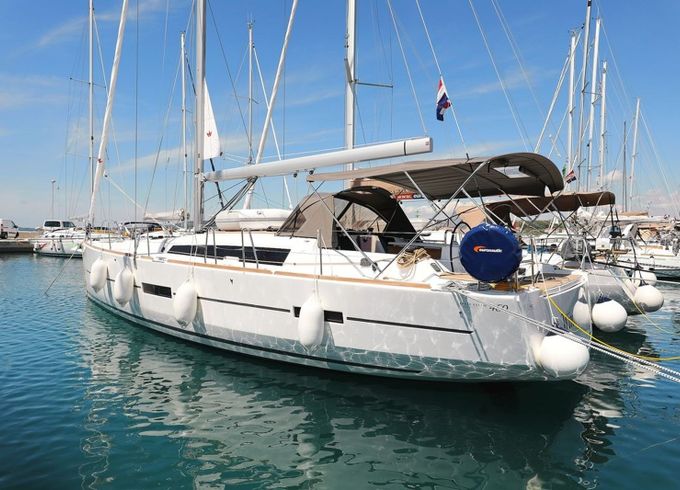 Dufour 460 GL Sunny Life