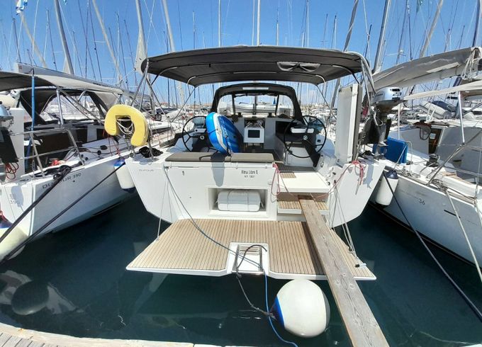 Dufour 430 Alma Libre 10