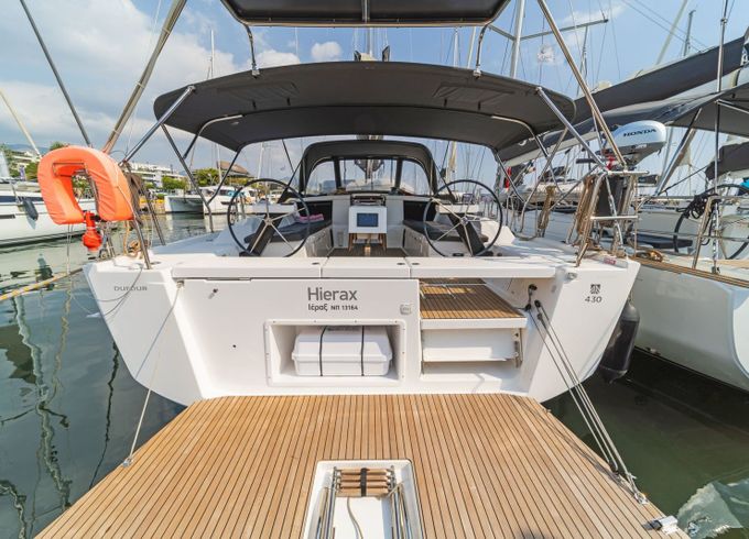 Dufour 430 Hierax