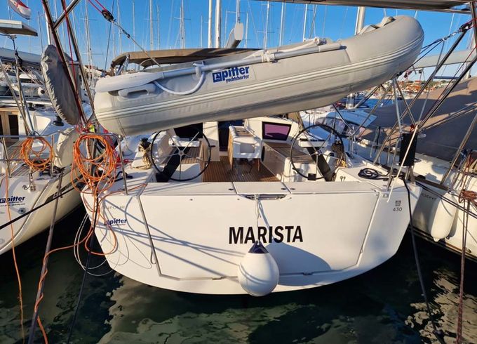 Dufour 430 Marista