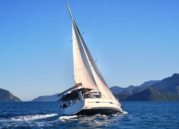 Dufour 460 GL Red Pepper