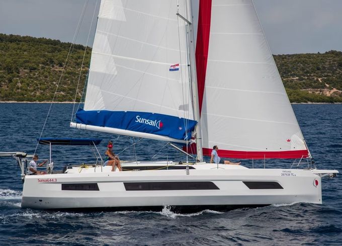 Dufour 44 Sunsail 24