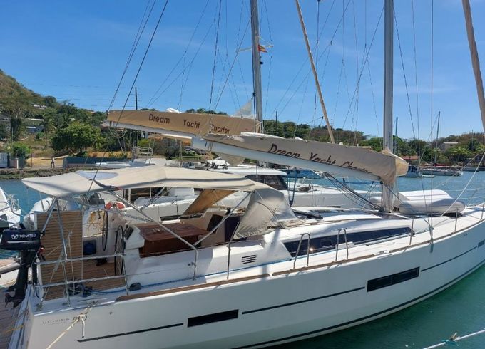 Dufour 520 GL Lagan