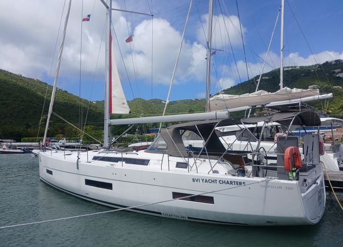 Dufour 530 Cholita
