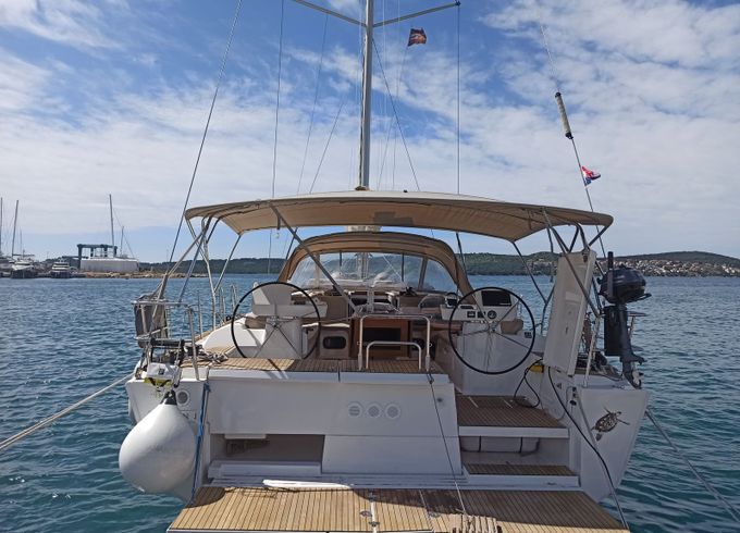 Dufour 520 GL Losinj