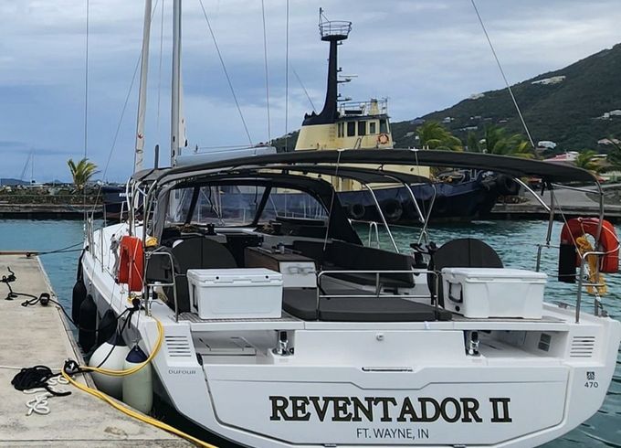Dufour 470 Reventador 2