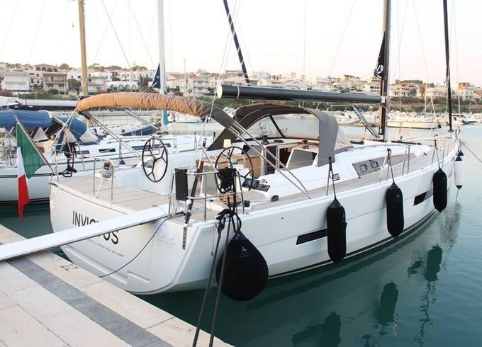 Dufour 56 Invictus