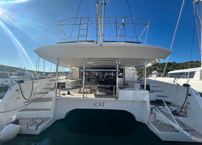 Dufour 48 Cat