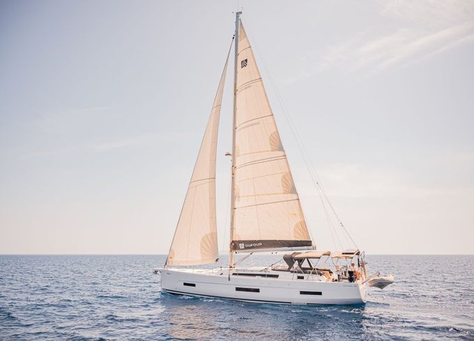 Dufour 530 Venus