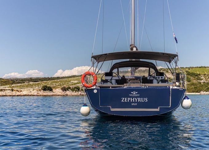 Dufour 520 GL Zephyrus