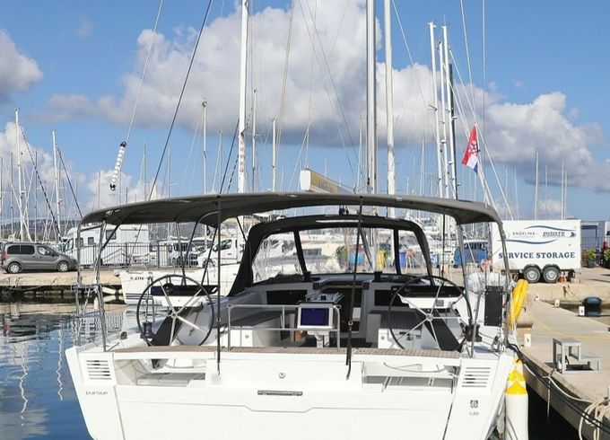 Dufour 530 Graceful Dancer