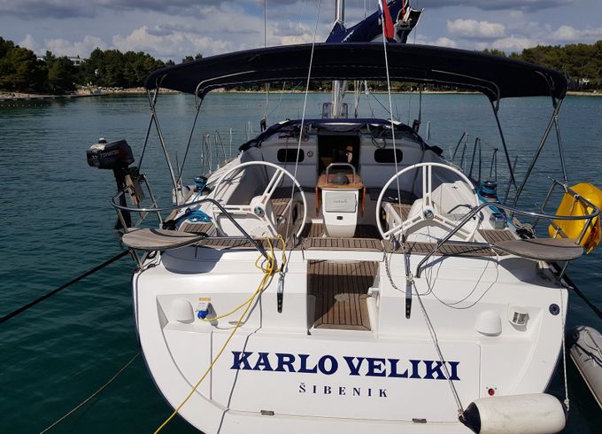 Elan 444 Karlo Veliki