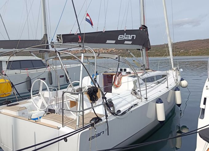Elan E4 Lipa