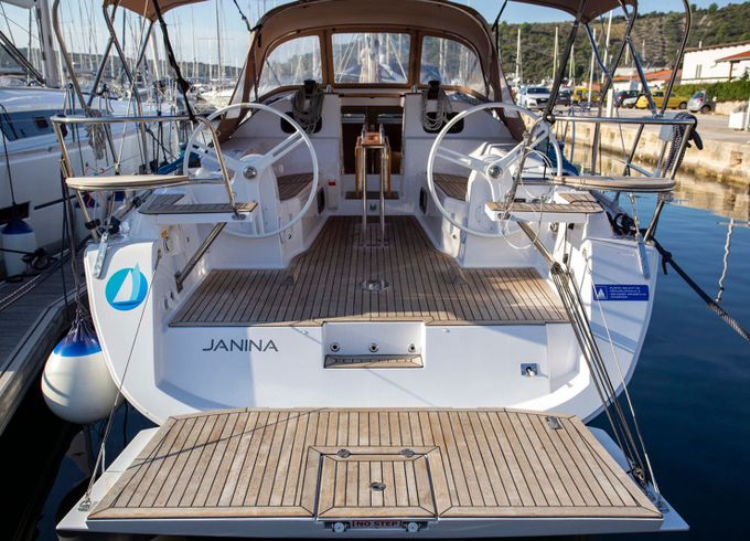 Elan 40 Janina