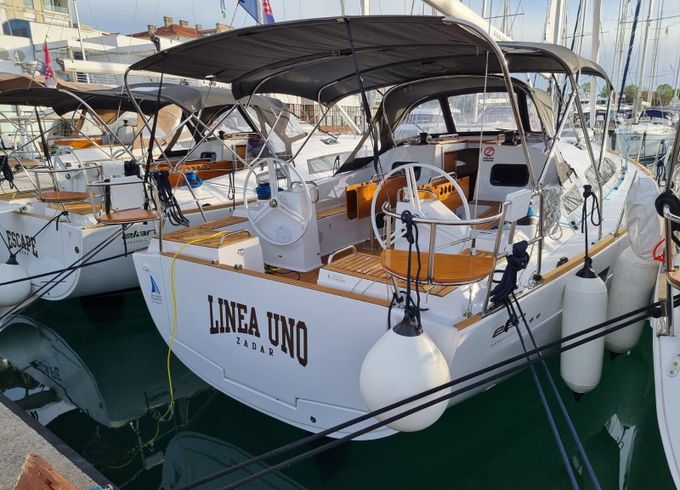Elan 45 Linea Uno