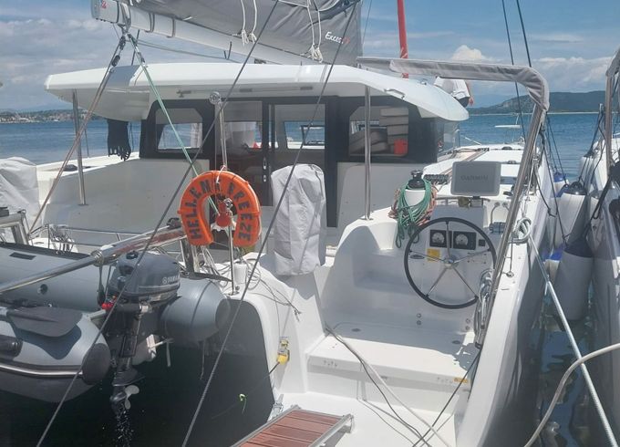 Excess 11 Hellenic Breeze