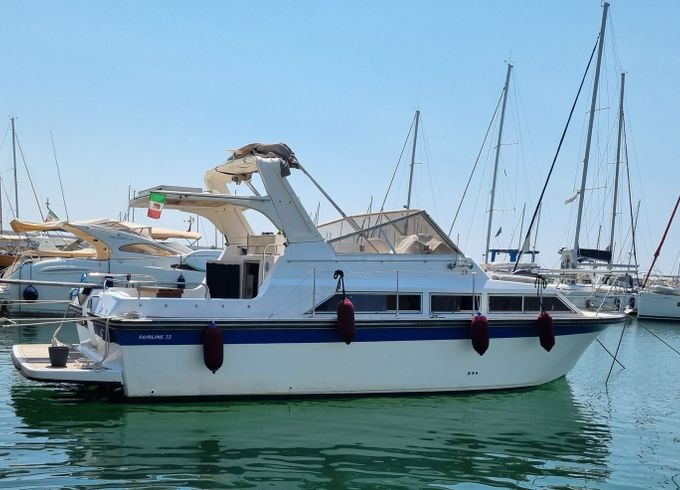 Fairline 32 Poetica
