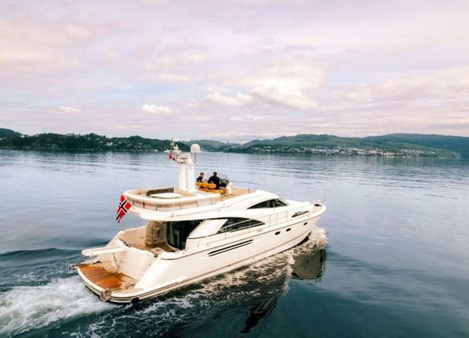 Fairline 58 Squadron