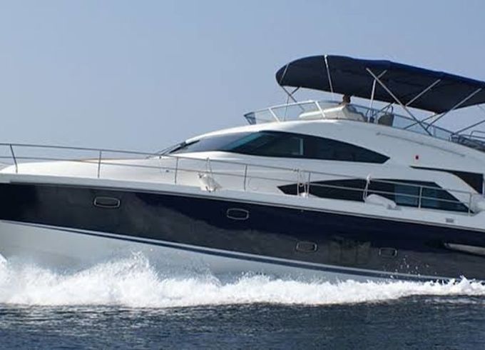 Fairline Squadron 58 Apsuva