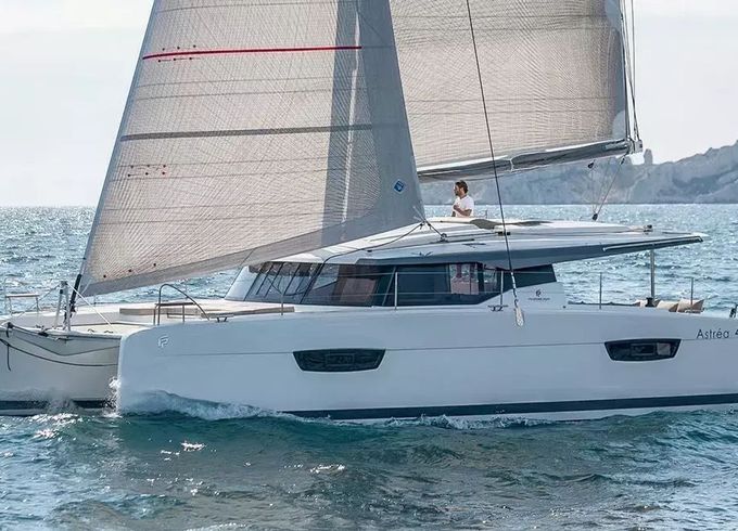 Fountaine Pajot Astrea 42 Kazanou