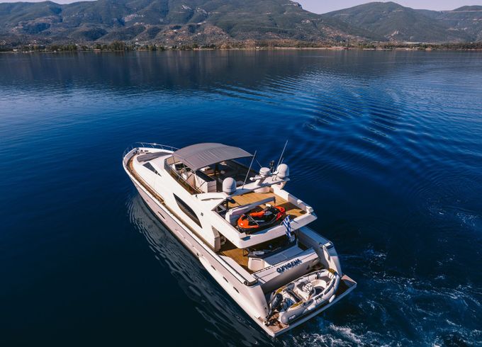 Ferretti 780 Oxygen 8