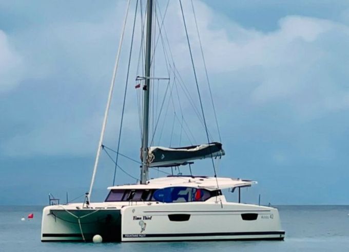 Fountaine Pajot Astrea 42 Time Thief