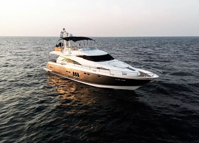 Fairline Squadron 68 Val