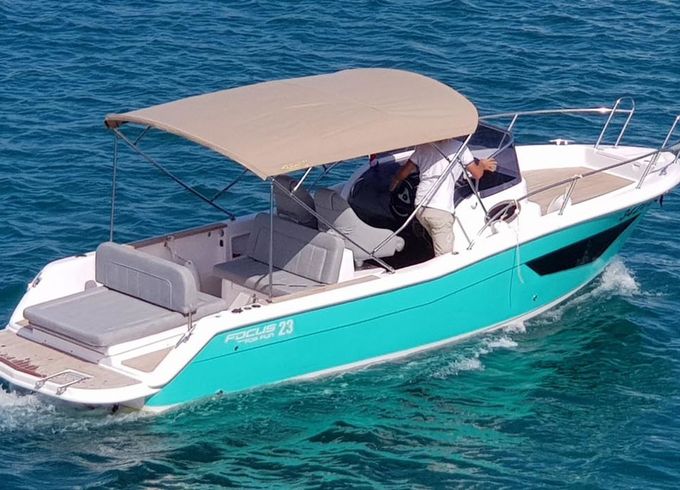 Focus SunDeck 23 Deluxe
