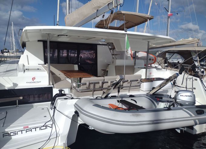 Fountaine Pajot Astrea 42 Agitation