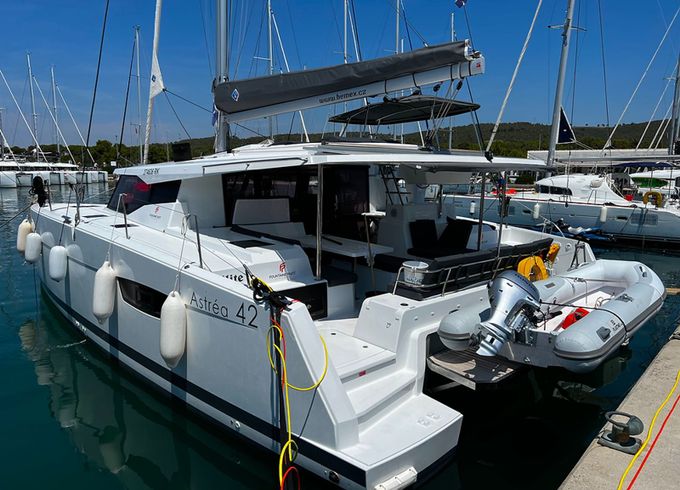 Fountaine Pajot Astrea 42 Elite