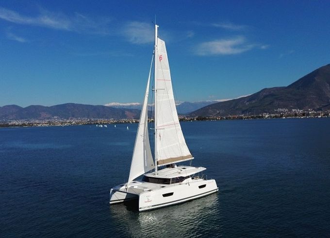 Fountaine Pajot Astrea 42 Reina