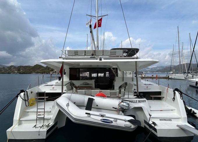 Fountaine Pajot Elba 45 Halle Berry