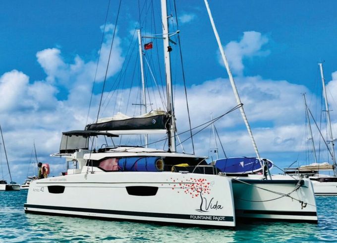 Fountaine Pajot Astrea 42 Vida