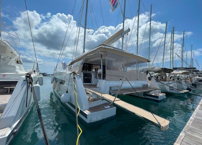 Fountaine Pajot Aura 51 Gentle Giant