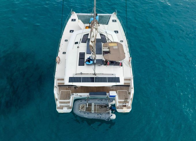 Fountaine Pajot Helia 44 Knyps