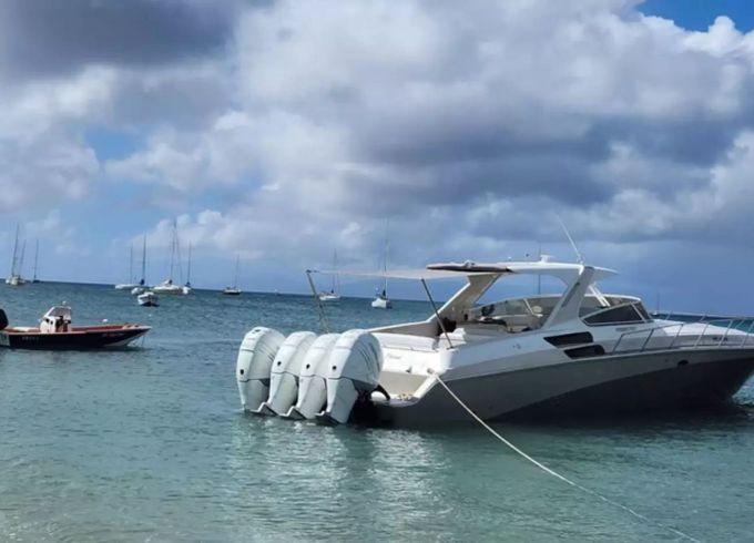 Fountain 48 Express Cruiser Pichot
