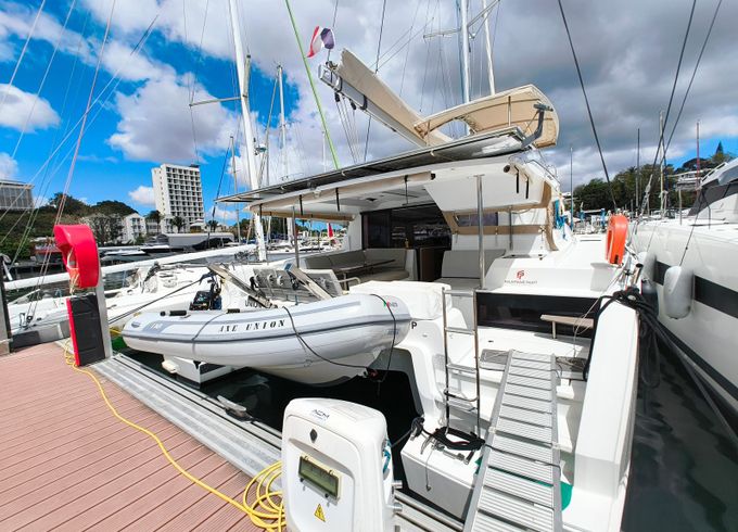 Fountaine Pajot Astrea 42 Union