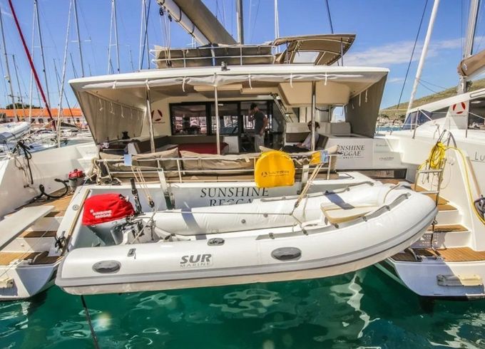 Fountaine Pajot Saba 50 Sunshine Reggae
