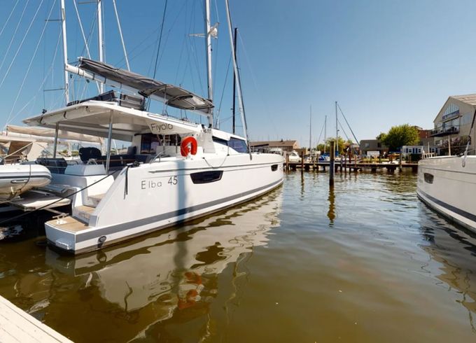 Fountaine Pajot Elba 45 Fiyolo