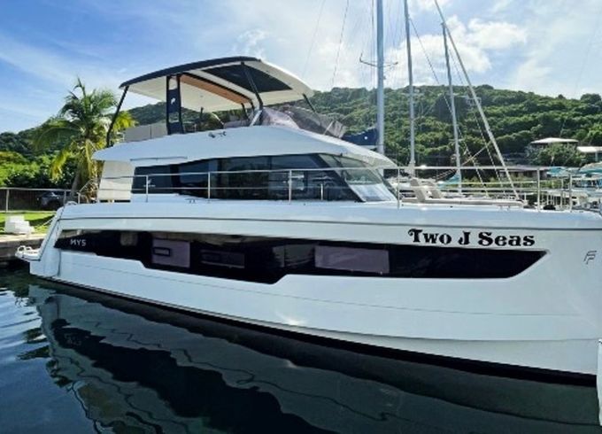 Fountaine Pajot MY 5 Two J Seas