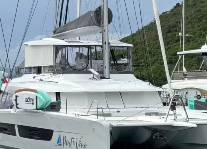 Fountaine Pajot Samana 59 Port to Vino