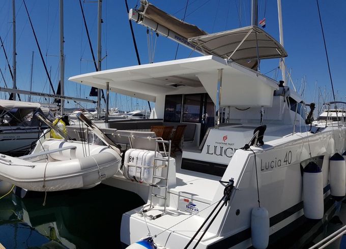 Fountaine Pajot Lucia 40 Luce