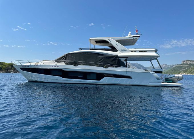 Galeon 680 Fly Paradise