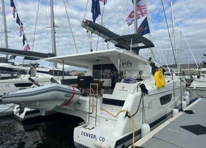 Fountaine Pajot Isla 40 Firefly