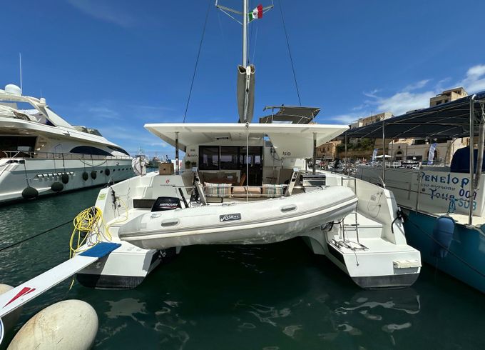 Fountaine Pajot Isla 40 Isla