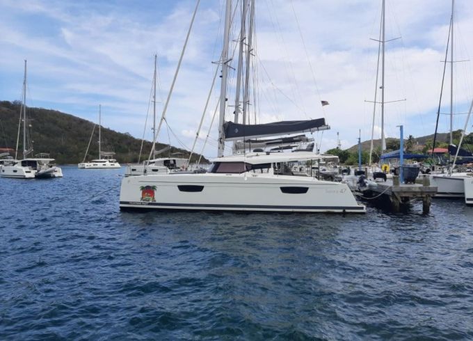 Fountaine Pajot Saona 47 Parrot Ice