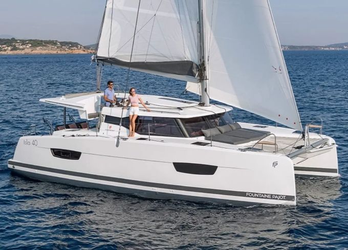 Fountaine Pajot Isla 40 Kebitree