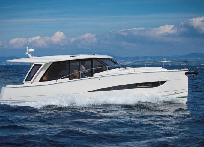 Greenline 39 Kviteseid Electric yacht