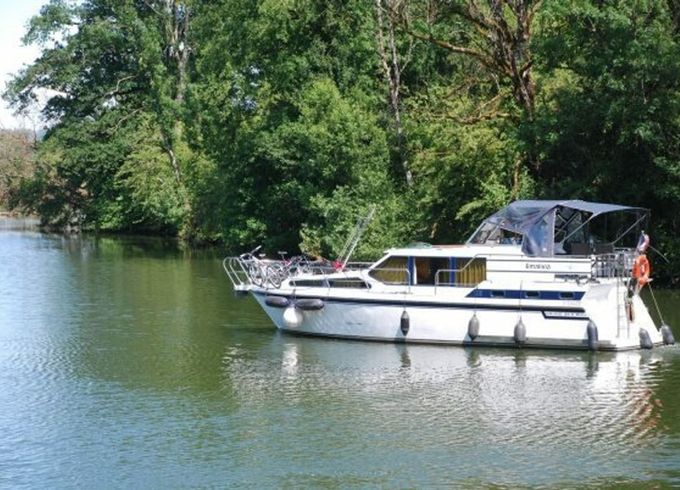 Gruno 38 E Royal Emalivia