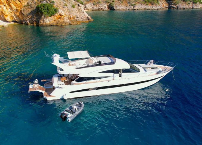 Galeon 640 Fly Bella Zio